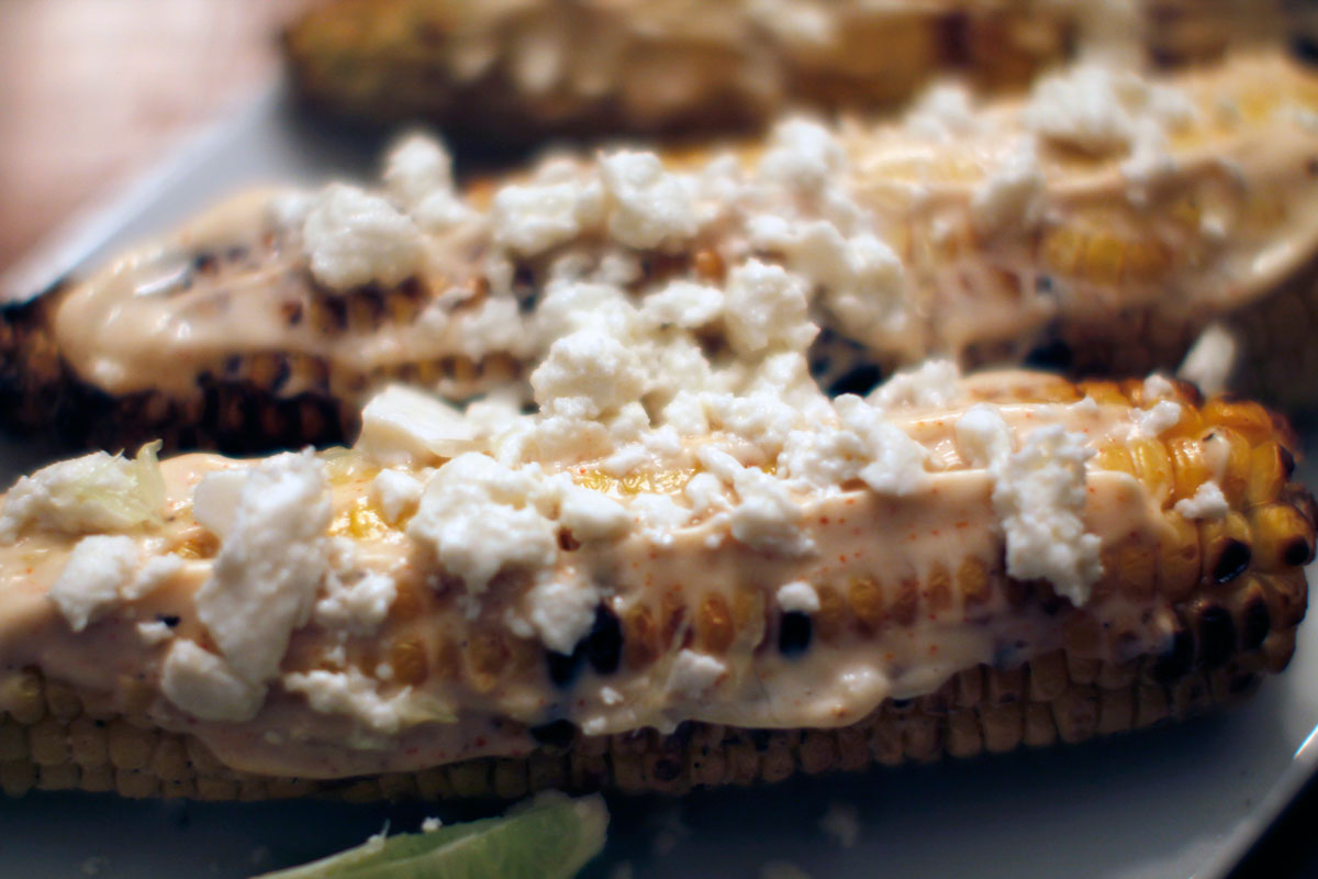 Mexican Grilled Corn | Hugs 'n Kitchen