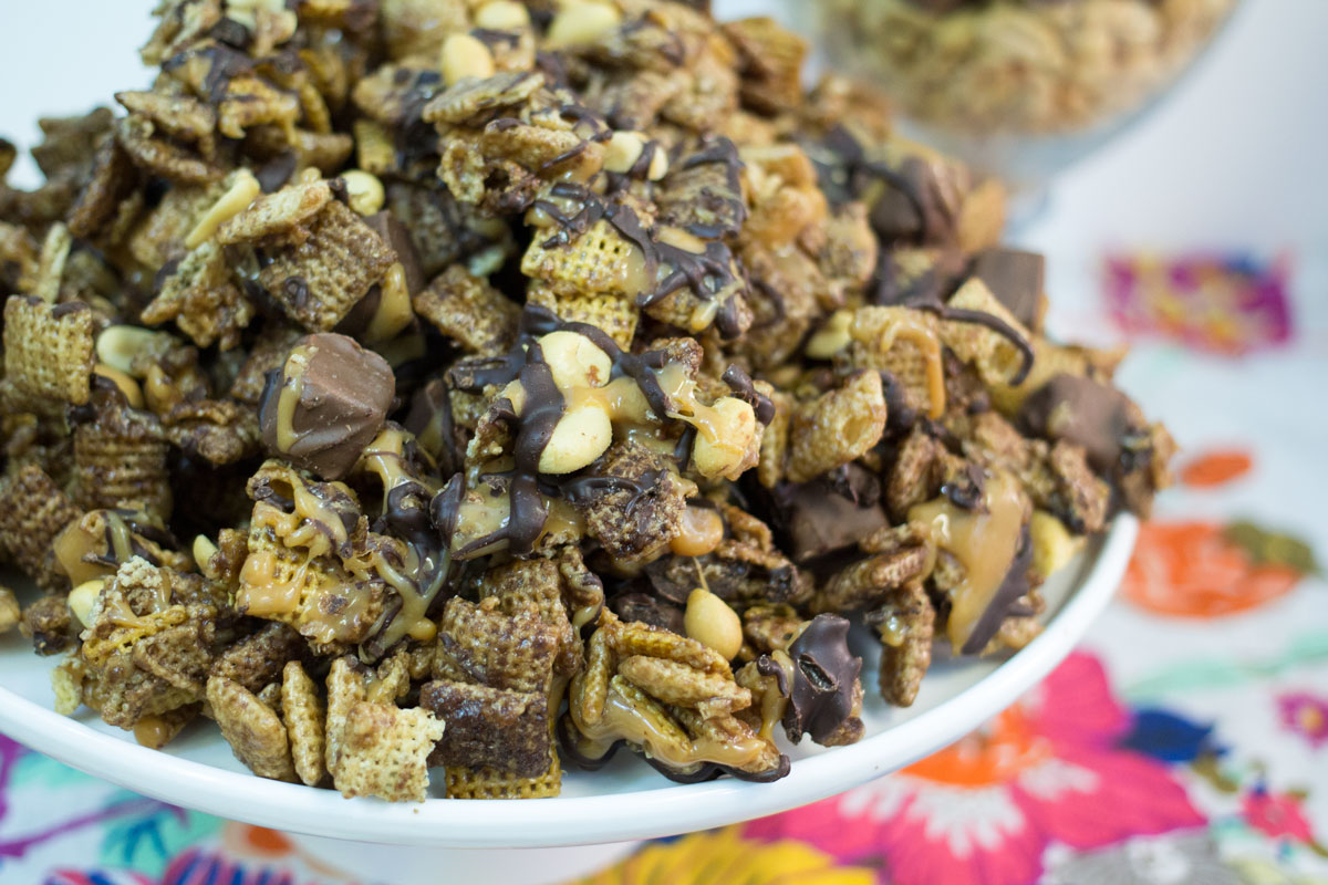 Snickers Chex Mix | Hugs ‘n Kitchen